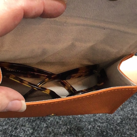 Tory Burch set of 2 sunglasses cases large and small - Picture 5 of 12